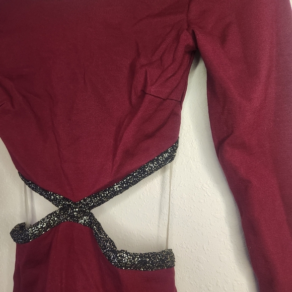 Windsor Maroon Cut-out Dress Small - Picture 2 of 6